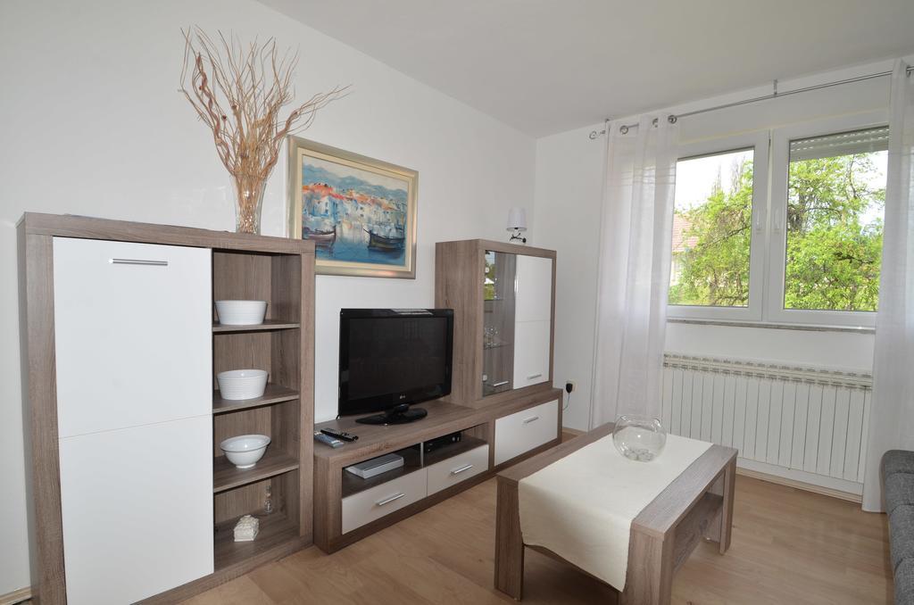 Apartment Loza Slunj Eksteriør bilde